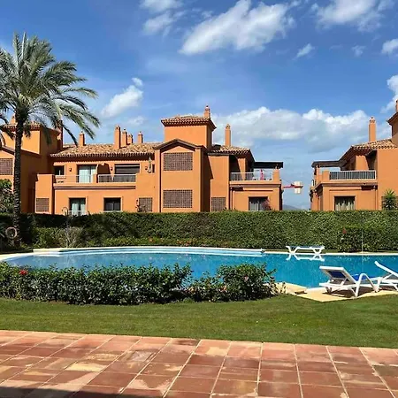3 Bedroom In A Gorgeous Complex *