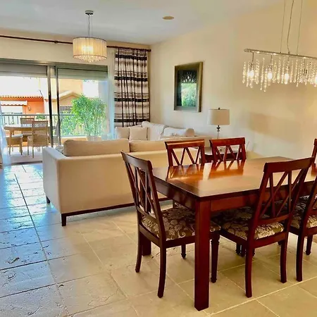 Διαμέρισμα 3 Bedroom In A Gorgeous Complex *