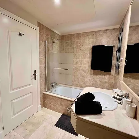 3 Bedroom In A Gorgeous Complex Διαμέρισμα